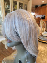 Platinum Highlights Golden Ombre Layered Straight Wig with Bangs 16 Inches