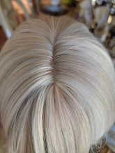 Platinum Highlights Golden Ombre Layered Straight Wig with Bangs 16 Inches
