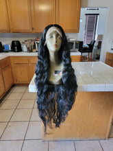 Black Wavy Beautiful Lace Front Wig no