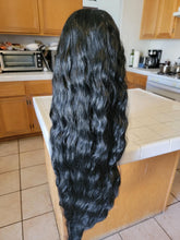 Black Wavy Beautiful Lace Front Wig no