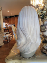 Platinum Highlights Golden Ombre Layered Straight Wig with Bangs 16 Inches