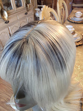 lOmbre Blonde Wig With Bangs