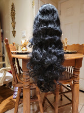 Black Wavy Beautiful Lace Front Wig no