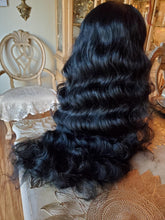 Black Wavy Beauty Full Wig 22-26 inches!!