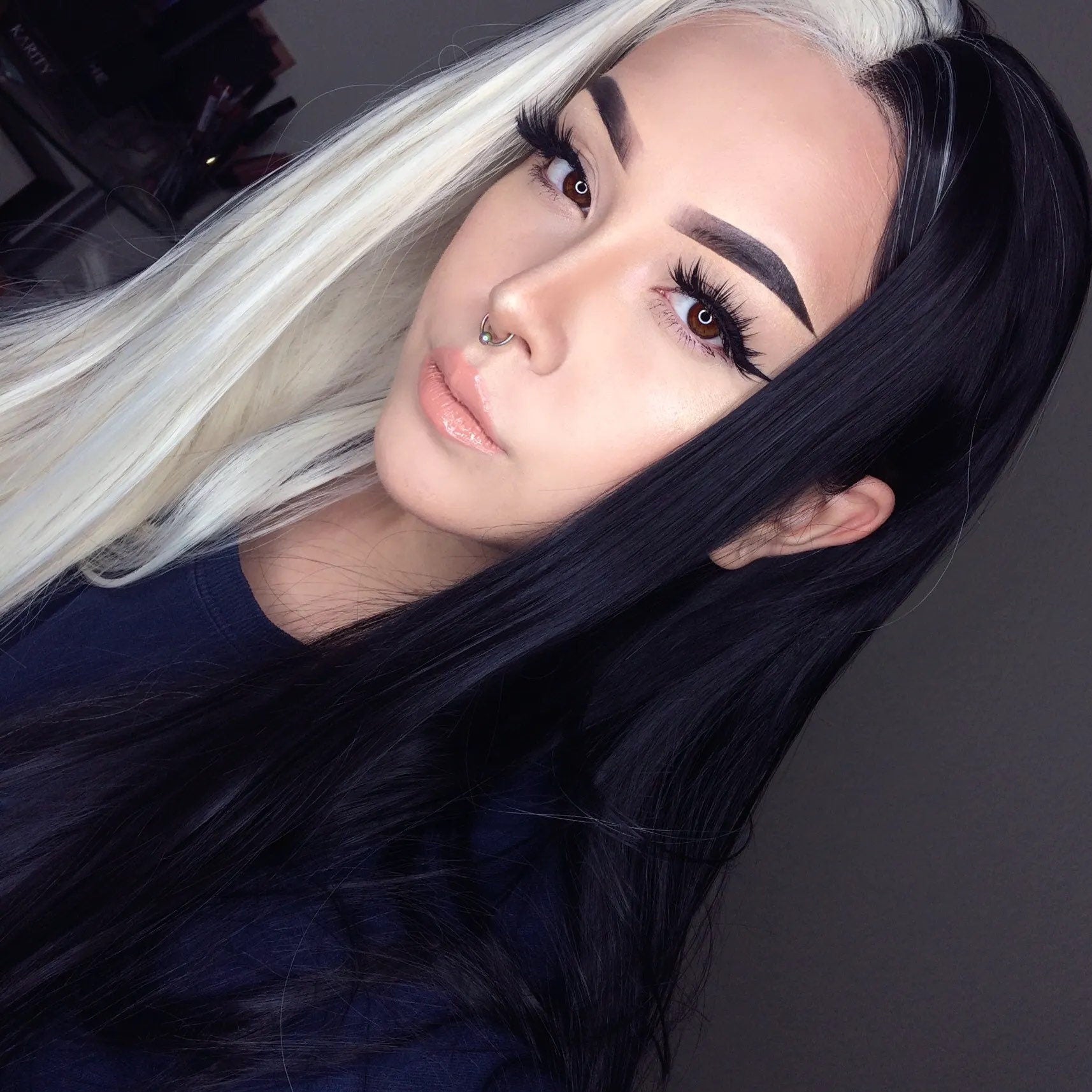 CRUELLA 24” Black & White split dye straight LaceFront wig  display picture 3